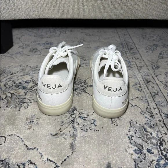 Veja Campo Sneakers Tan - Picture 8 of 10